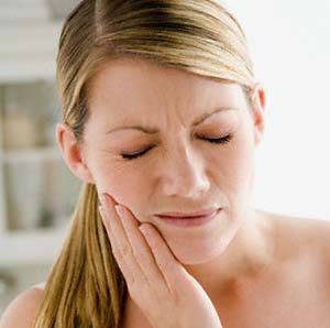 Read more about the article Wisdom Teeth: Get Them Out Or Not?