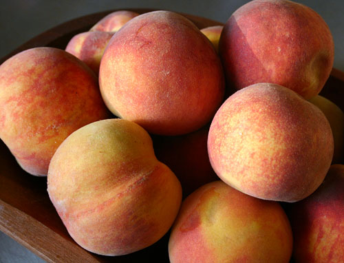 You are currently viewing Peaches and Their Health Benefits