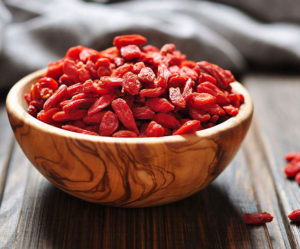 Read more about the article Goji Berries – The Amazing Health Benefits and How to Consume It